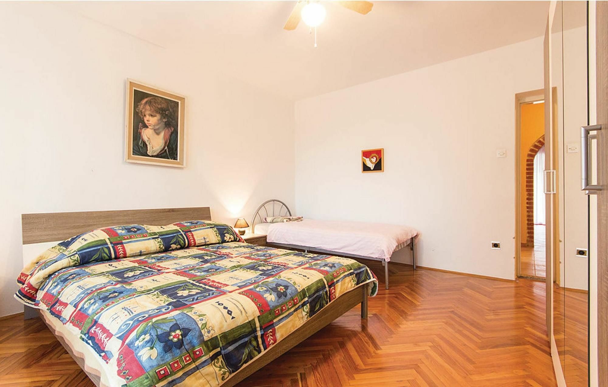 With 2 Bedrooms In Fazana, With Furnished Terrace And Wifi Pula
