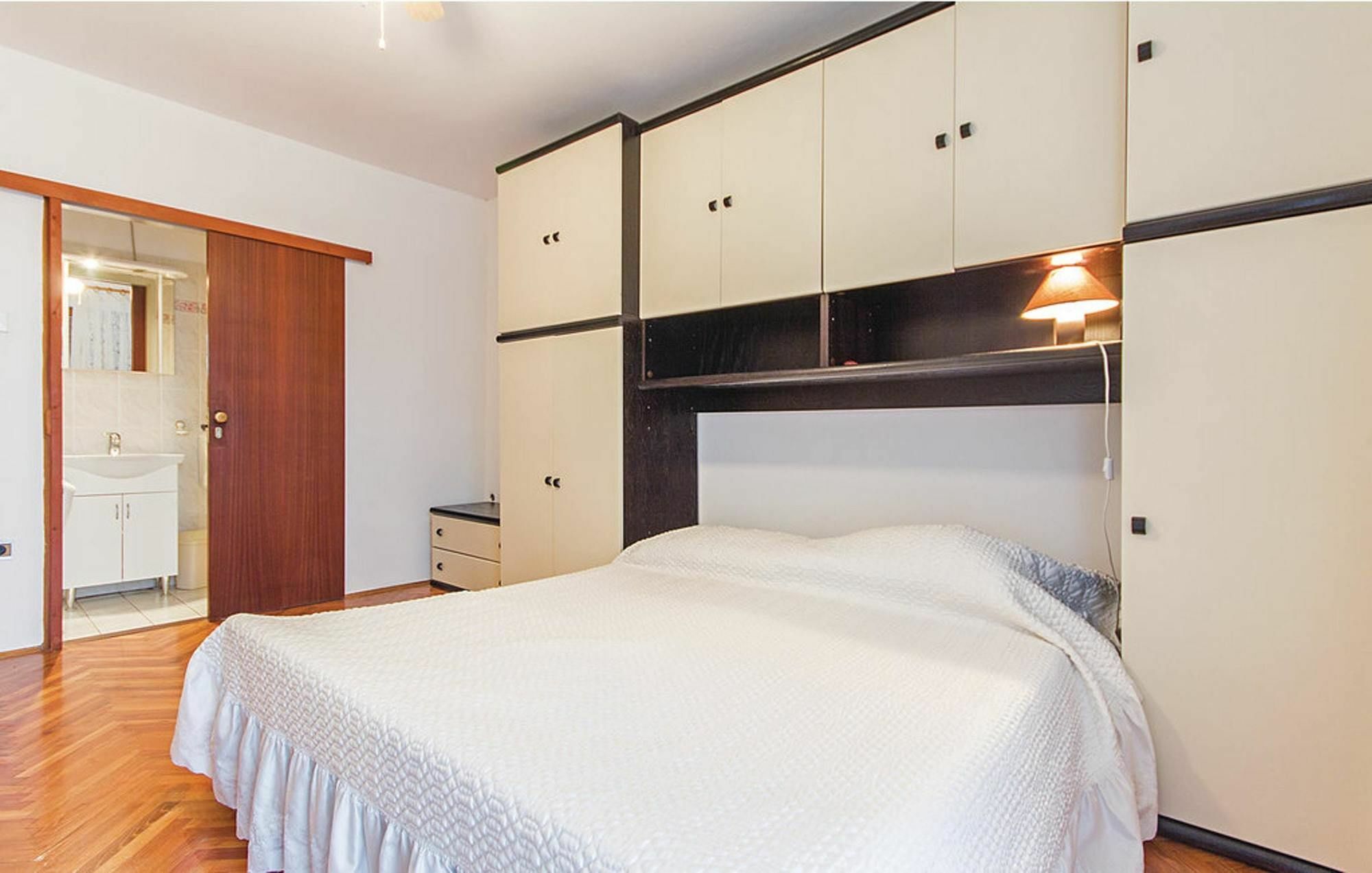 With 2 Bedrooms In Fazana, With Furnished Terrace And Wifi * Pula